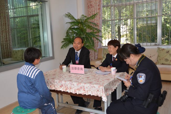 省女三监阳光路上关爱同行联合帮教活动剪影二